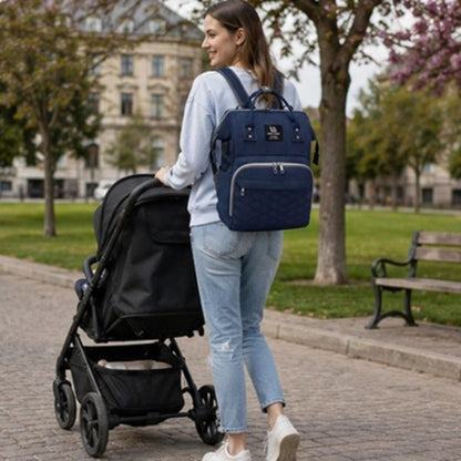 sac a langer maman en balade avec bebe dans une poussette